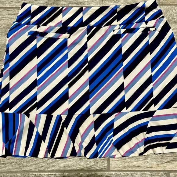Tail‎ EUC “Isla” Golf Skirt, with Attached Shorts Liner, size Medium. - Picture 6 of 13